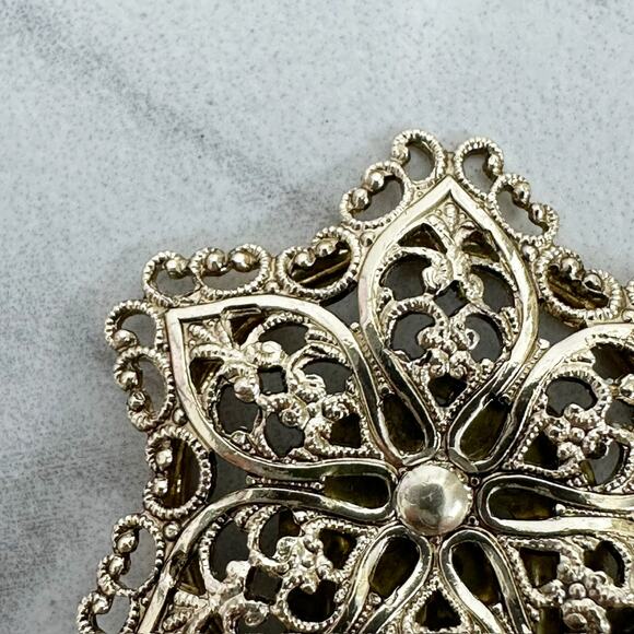 Vintage German Ornate Floral Gold Tone Dress Scarf Clip Filigree ✨ - Picture 4 of 11